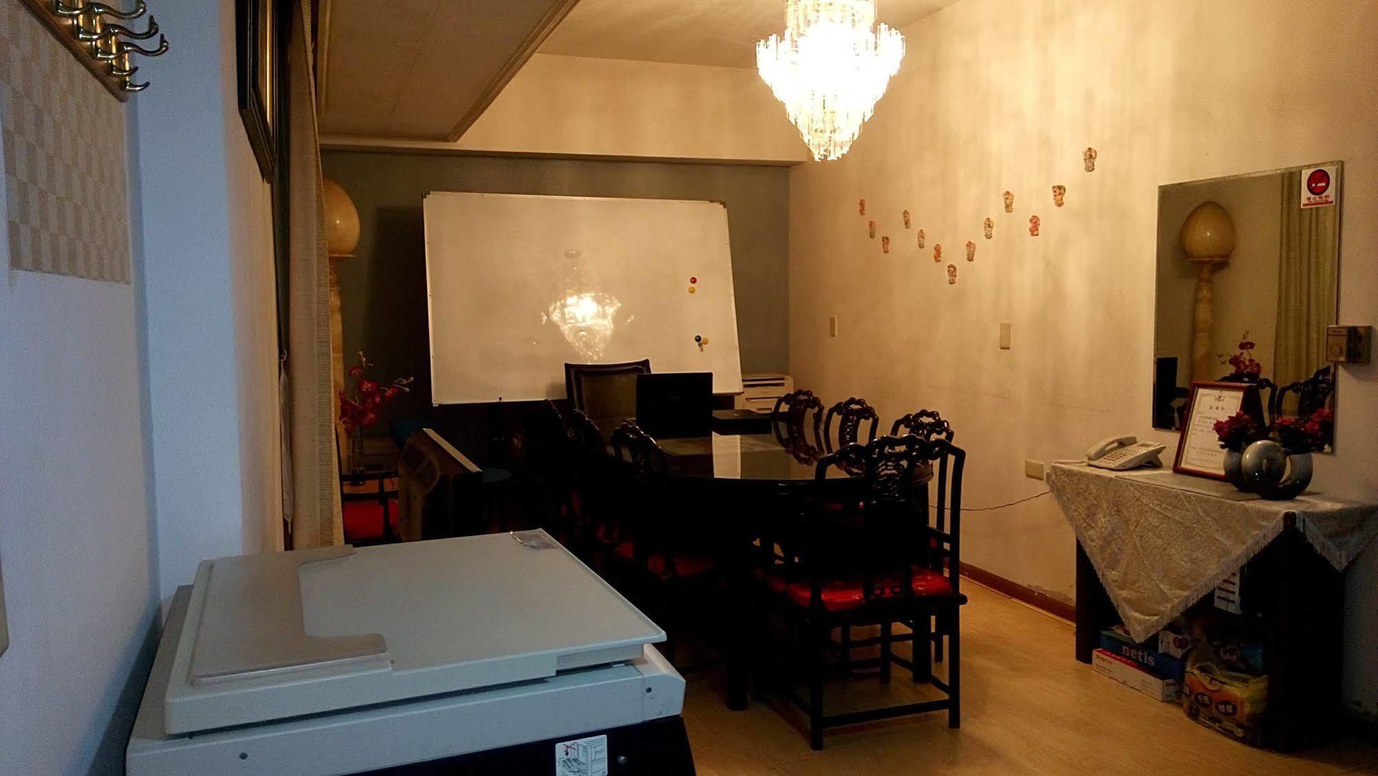 Berkeley Business Hotel Zhongzheng Sin-ču Exteriér fotografie