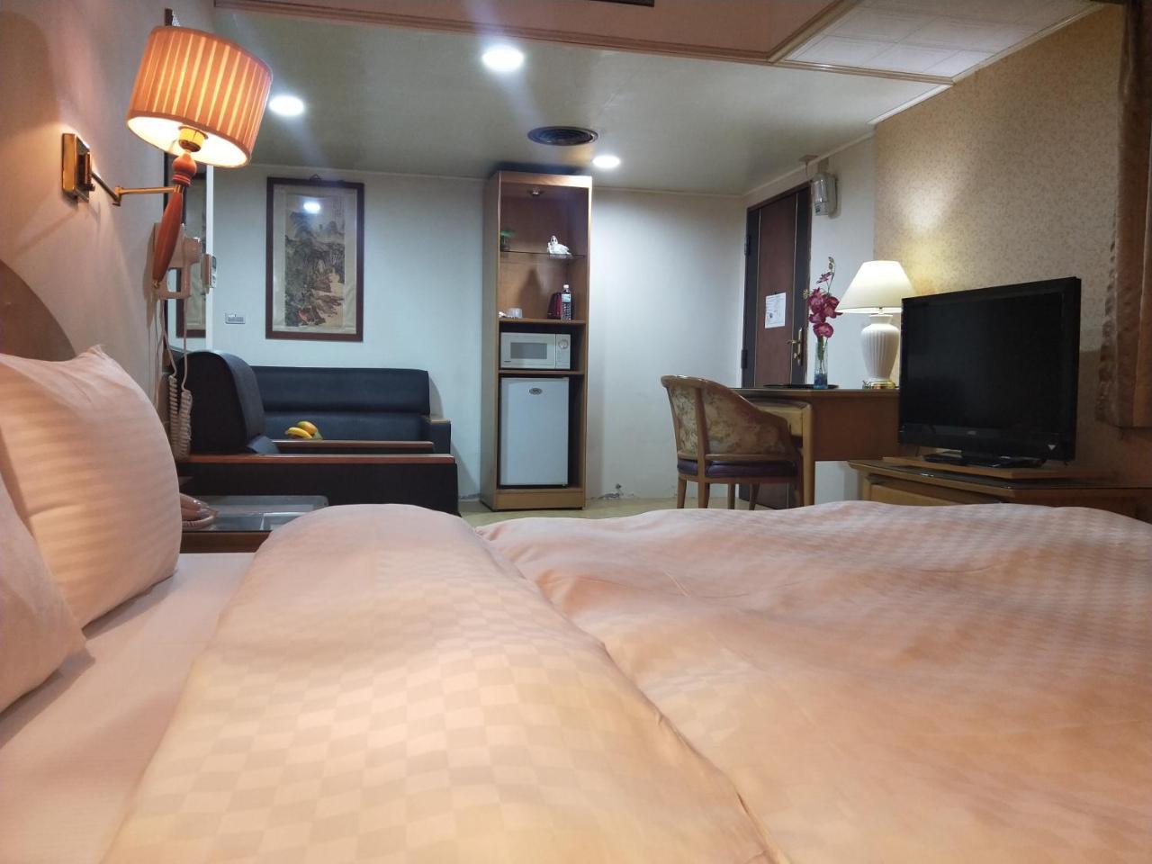 Berkeley Business Hotel Zhongzheng Sin-ču Exteriér fotografie